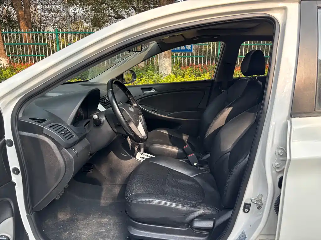 Kia Rio 2014 1.4L Automatic GLX