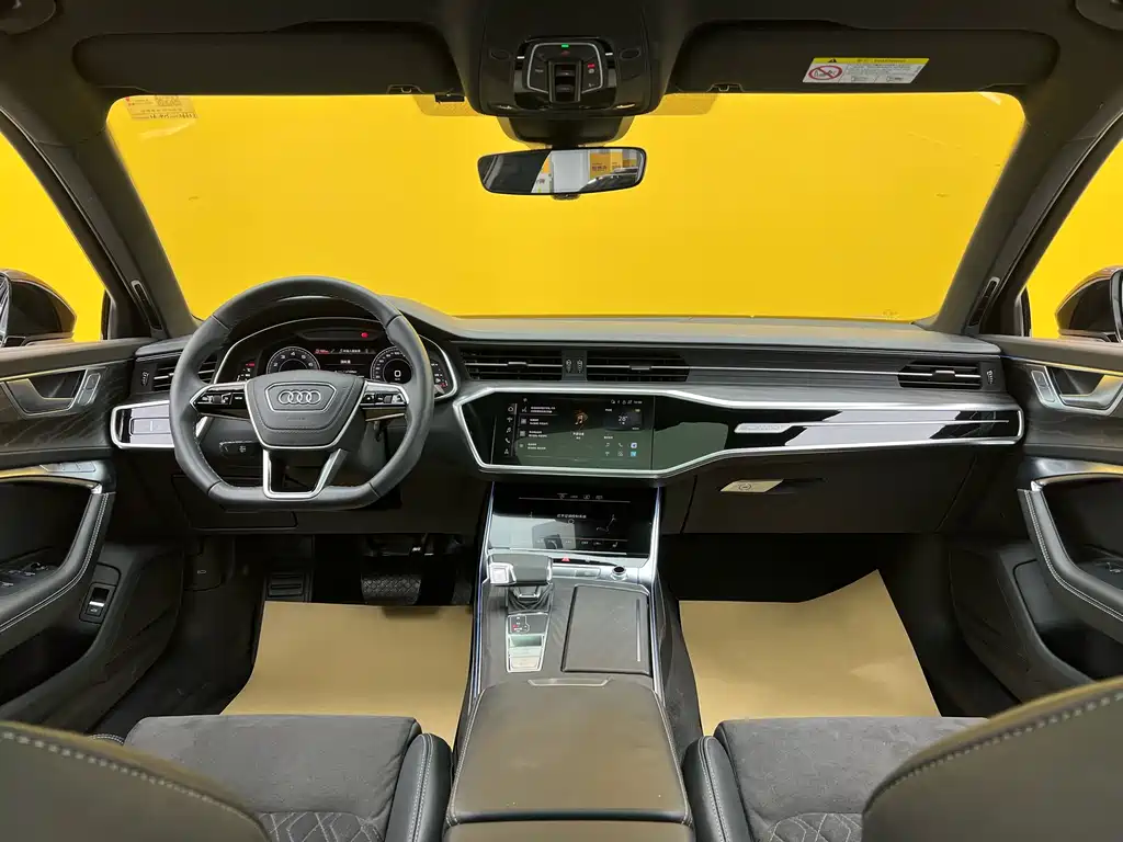 Audi A6L 2024 55 TFSI quattro Prestige Dynamic Edition