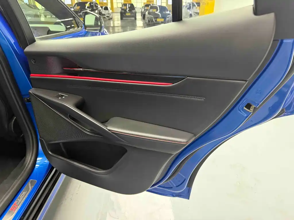 Ford EVOS 2022 EcoBoost 245 ST-Line