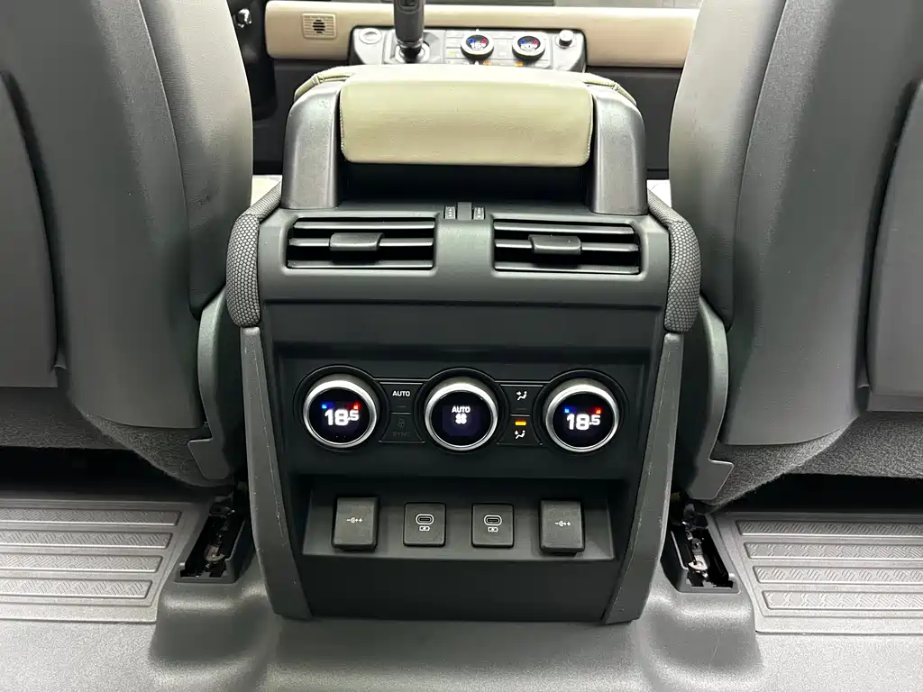 Land Rover Defender 110 P400 X 2021