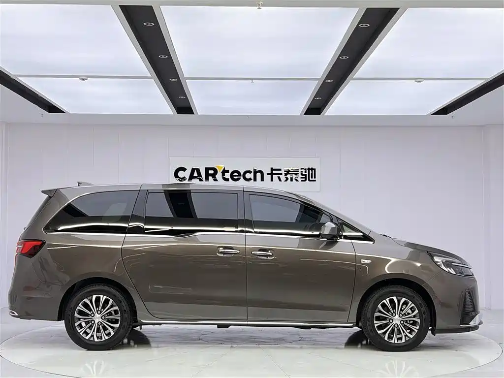 Buick GL8 2023 Facelift Land Business Class Luxury