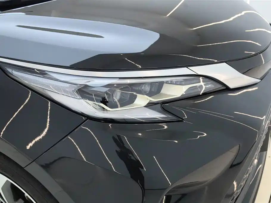Toyota Granvia 2023 2.5L Hybrid Flagship VIP Edition