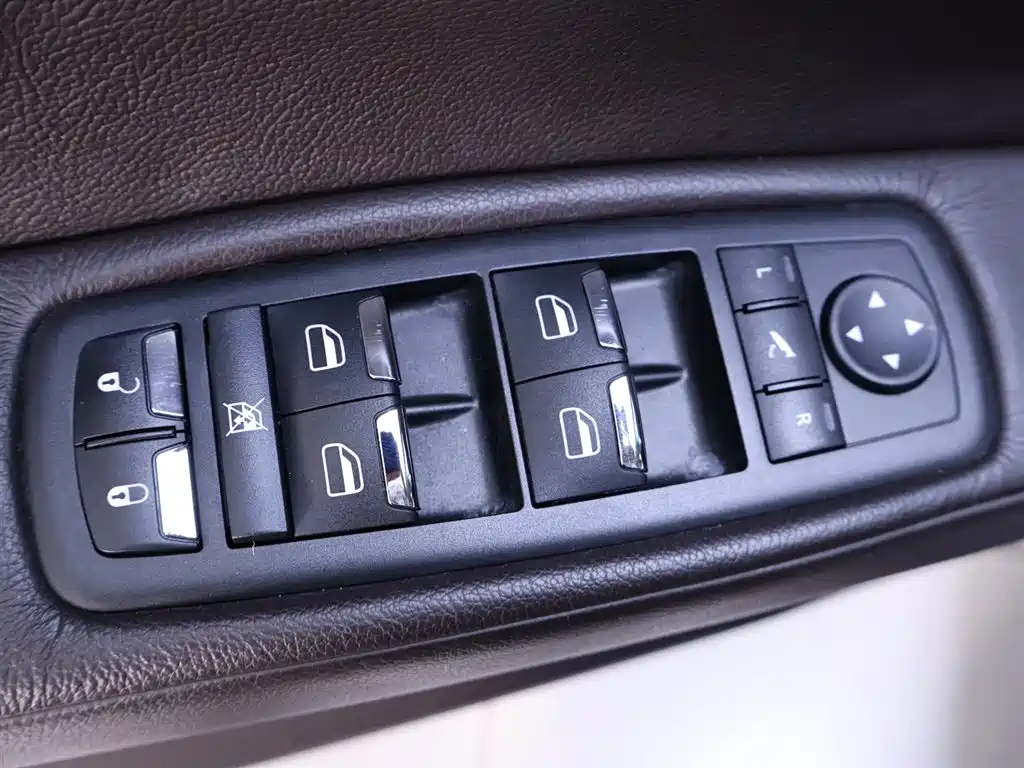 Maserati Quattroporte 2015 3.0T Standard