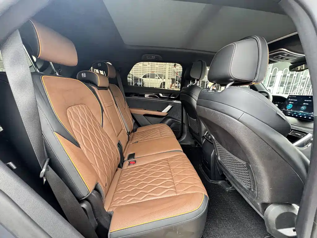 BYD Tang DM-i 112km Premium (2021)