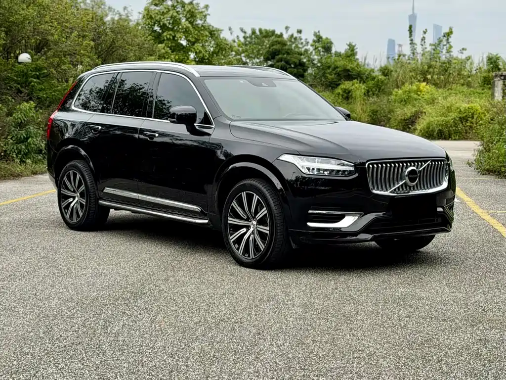 Volvo XC90 2022 B6 Momentum 7-seater