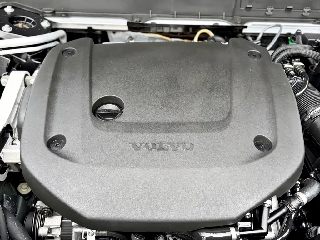 Volvo XC90 2022 B6 Momentum 7-seater