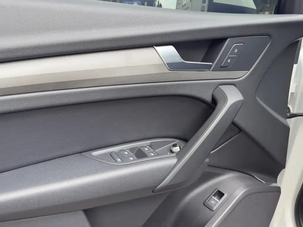 Audi Q5L 2018 40 TFSI
