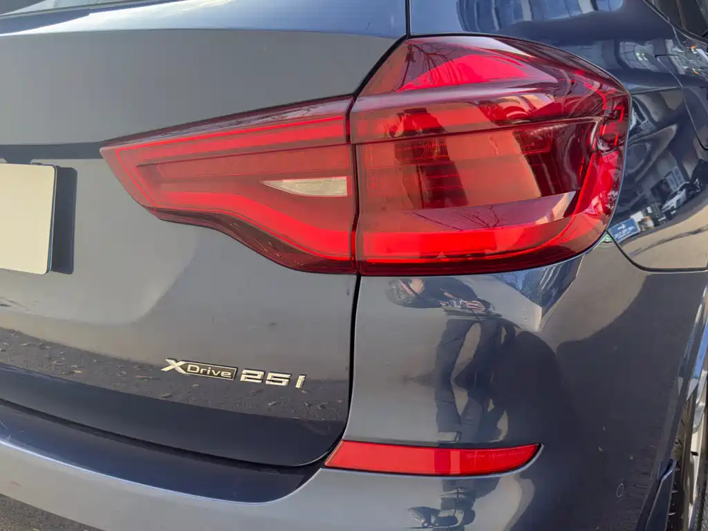 BMW X3 2018 xDrive25i M Sport Package China VI