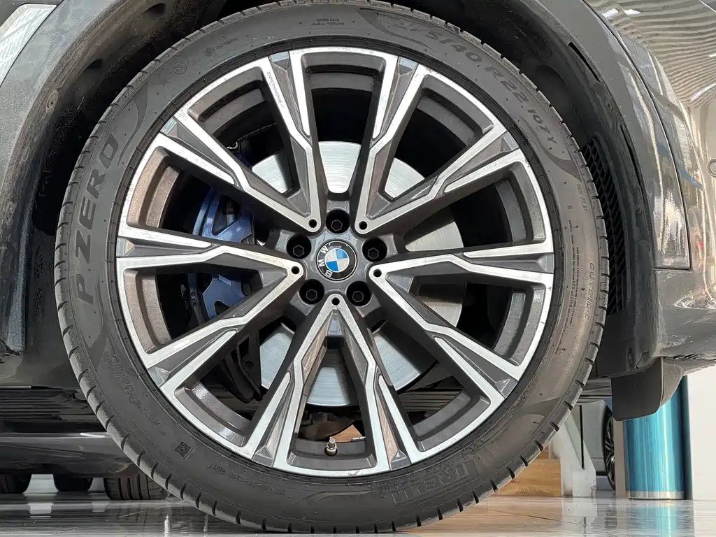 BMW X7 2021 xDrive40i Executive M Sport Package
