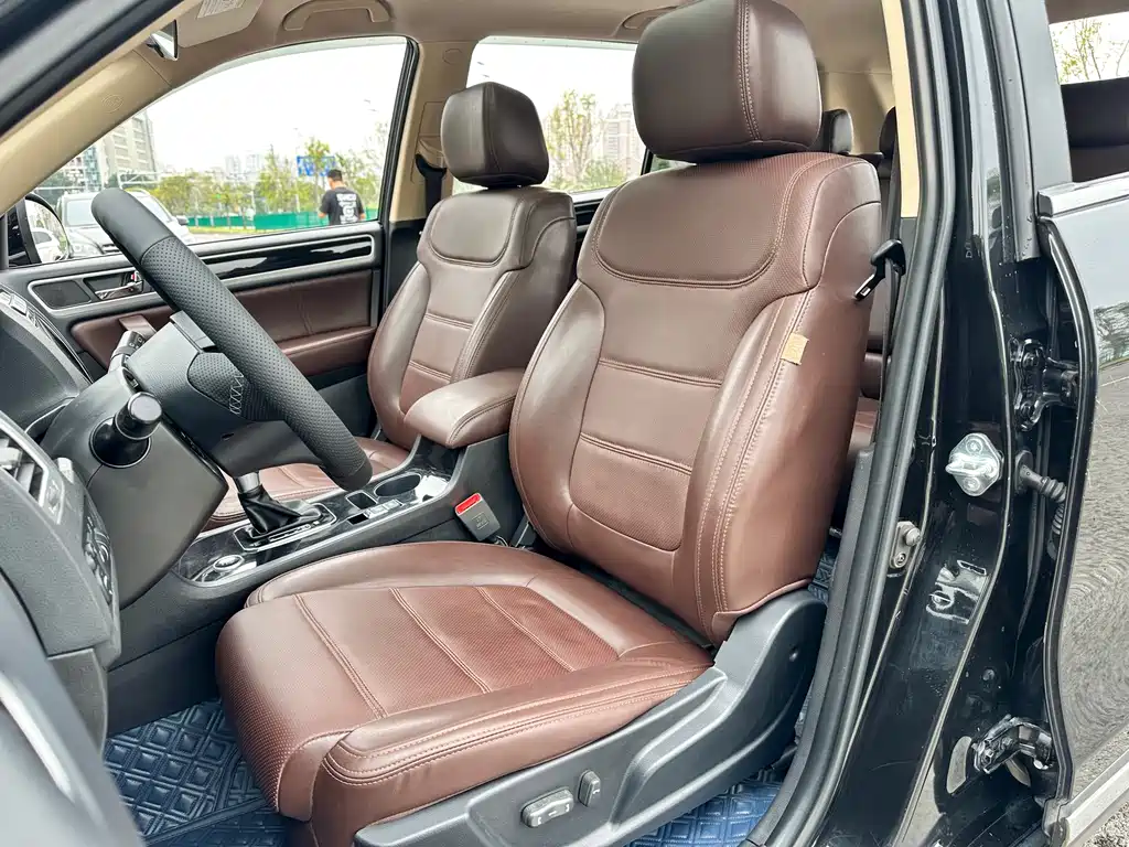 Yema T70 2016 Upgraded Edition 1.8T CVT Flagship