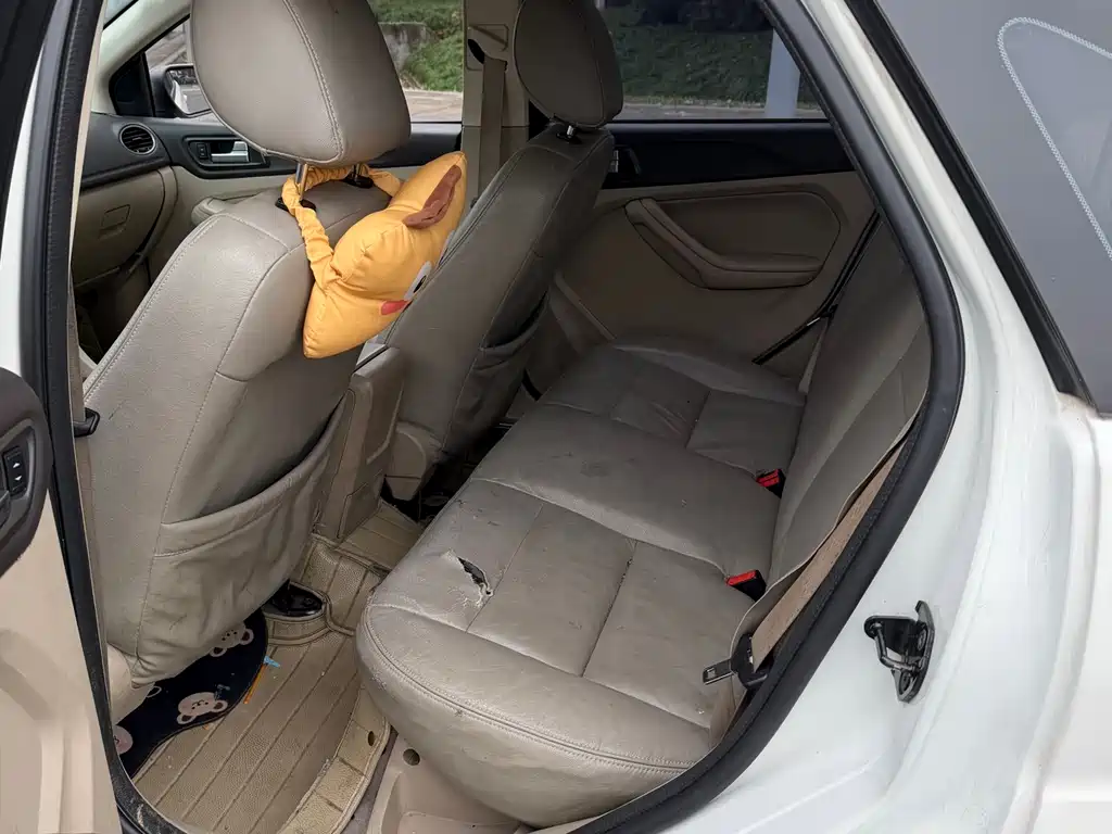 Ford Focus 2013 Sedan Classic 1.8L Automatic Million Edition