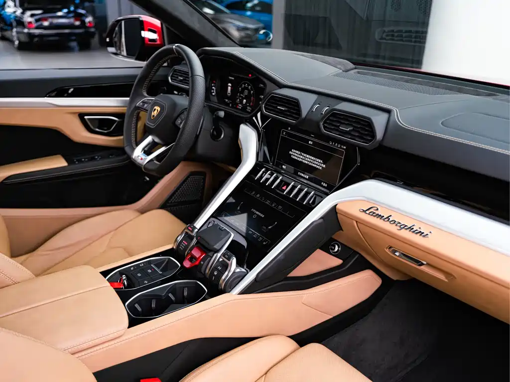 Lamborghini Urus 2021 4.0T V8