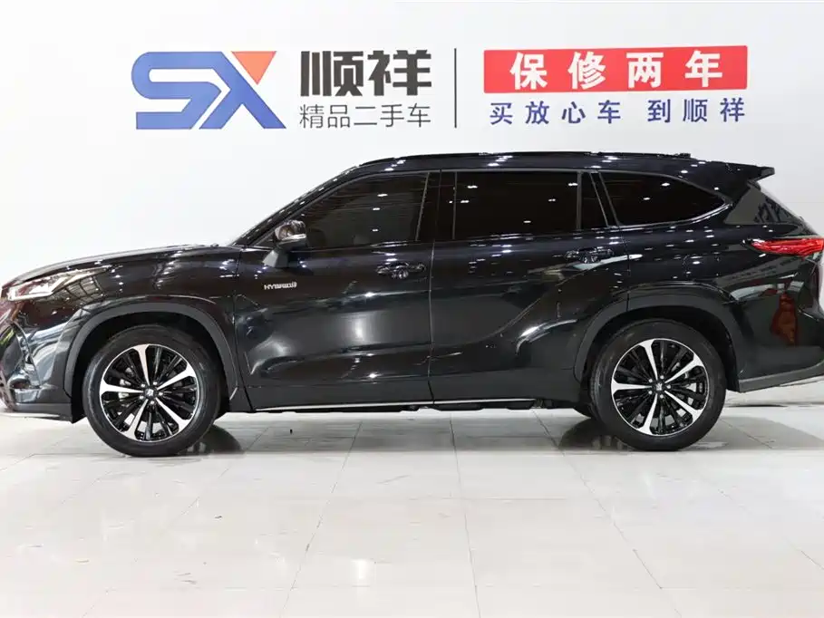 Toyota Crown Kluger 2022 2.5L HEV AWD Premium