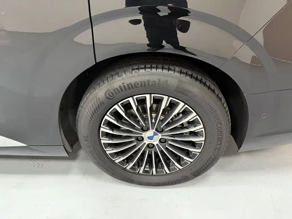Denza D9 2025 DM-i Intelligent Driving Edition 1020 AWD Flagship