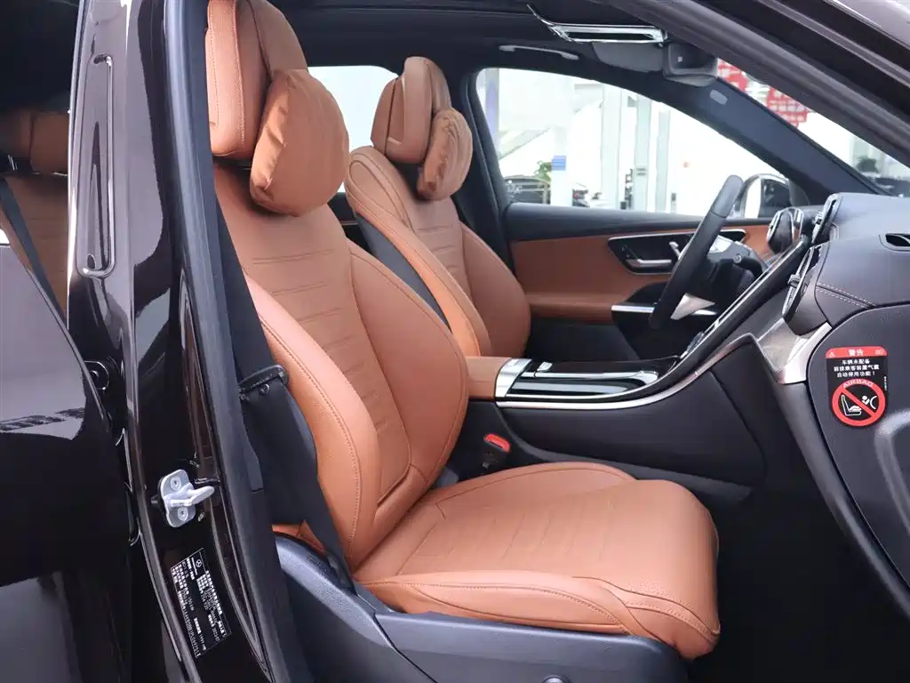 Mercedes-Benz GLC 2023 GLC 260 L 4MATIC Sport 5-Seater