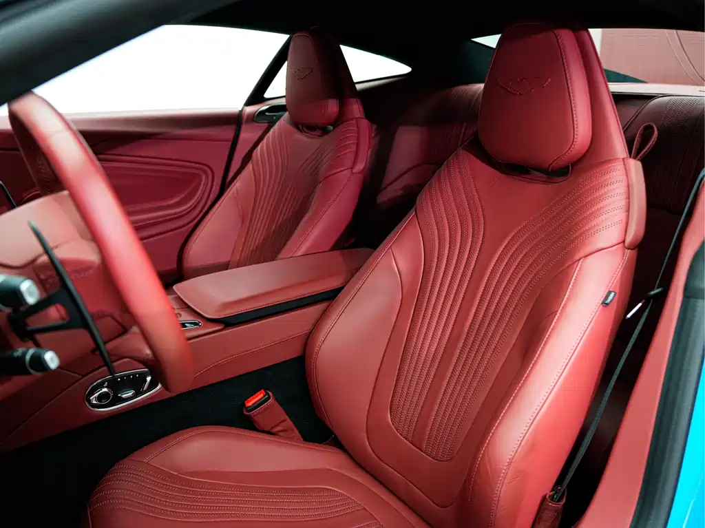 Aston Martin DB11 2023 4.0T V8 Coupe