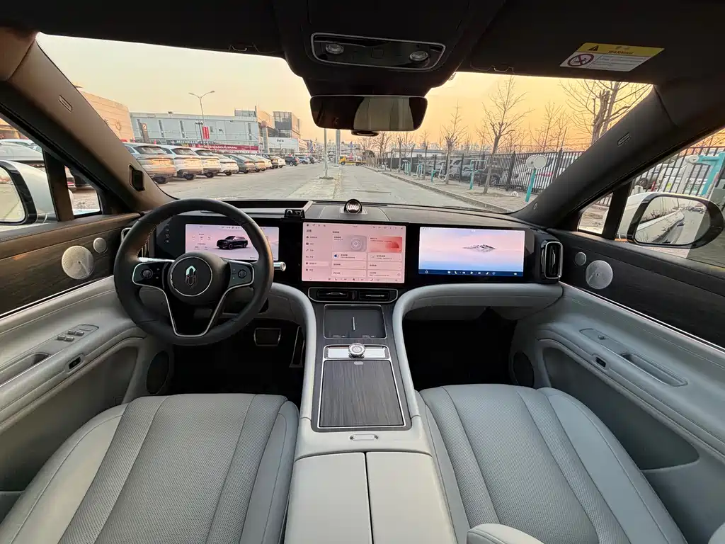 AITO M9 2024 Extended-Range Ultra 52kWh 6-Seater