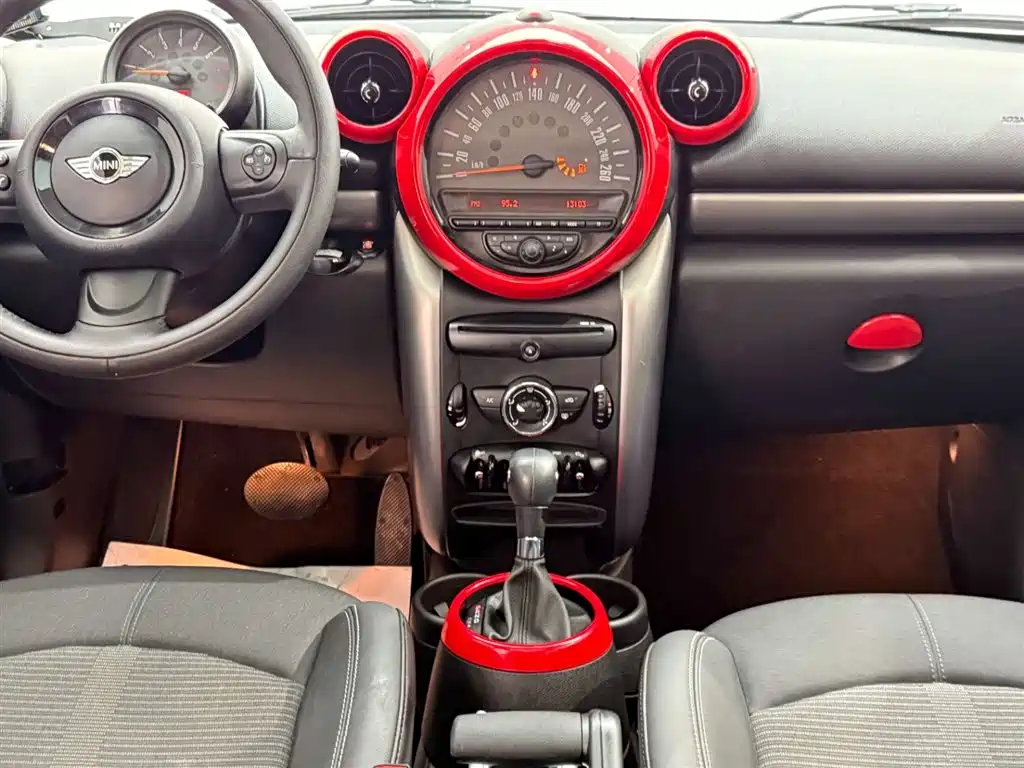 MINI Countryman 2014 1.6T COOPER ALL4 Fun