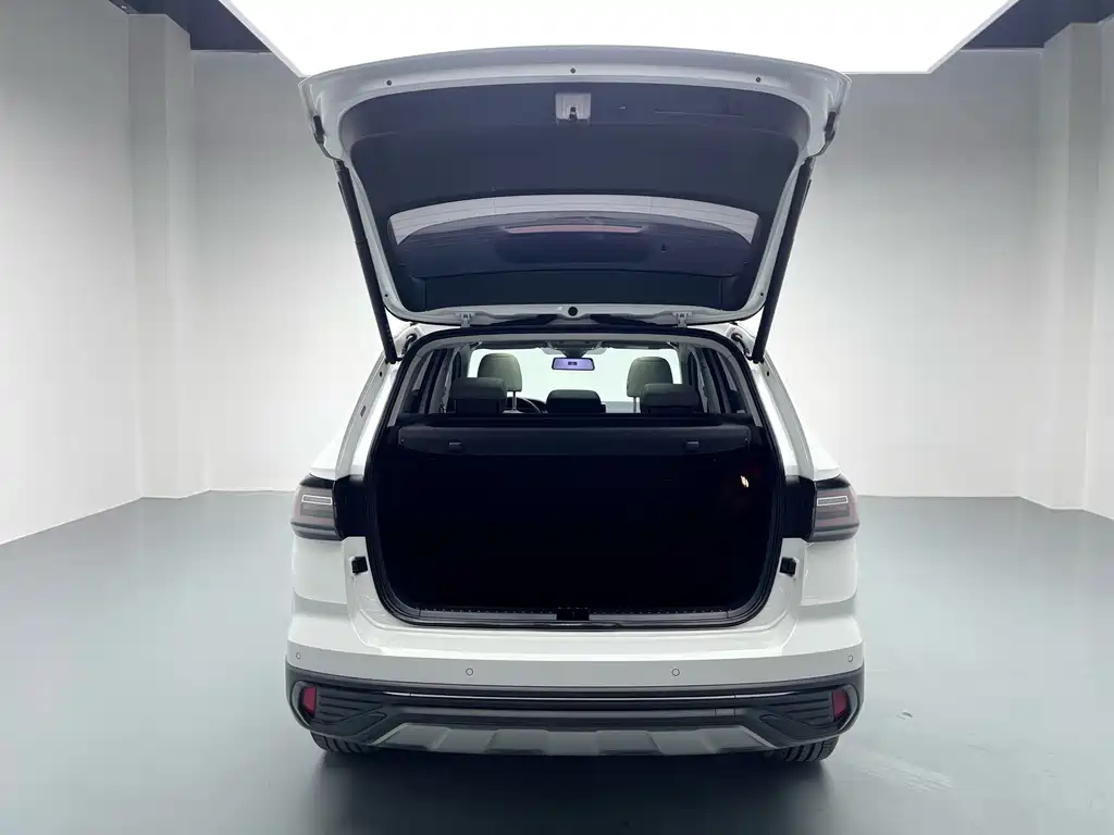 Volkswagen Tayron 2023 300TSI FWD Yuezun Edition