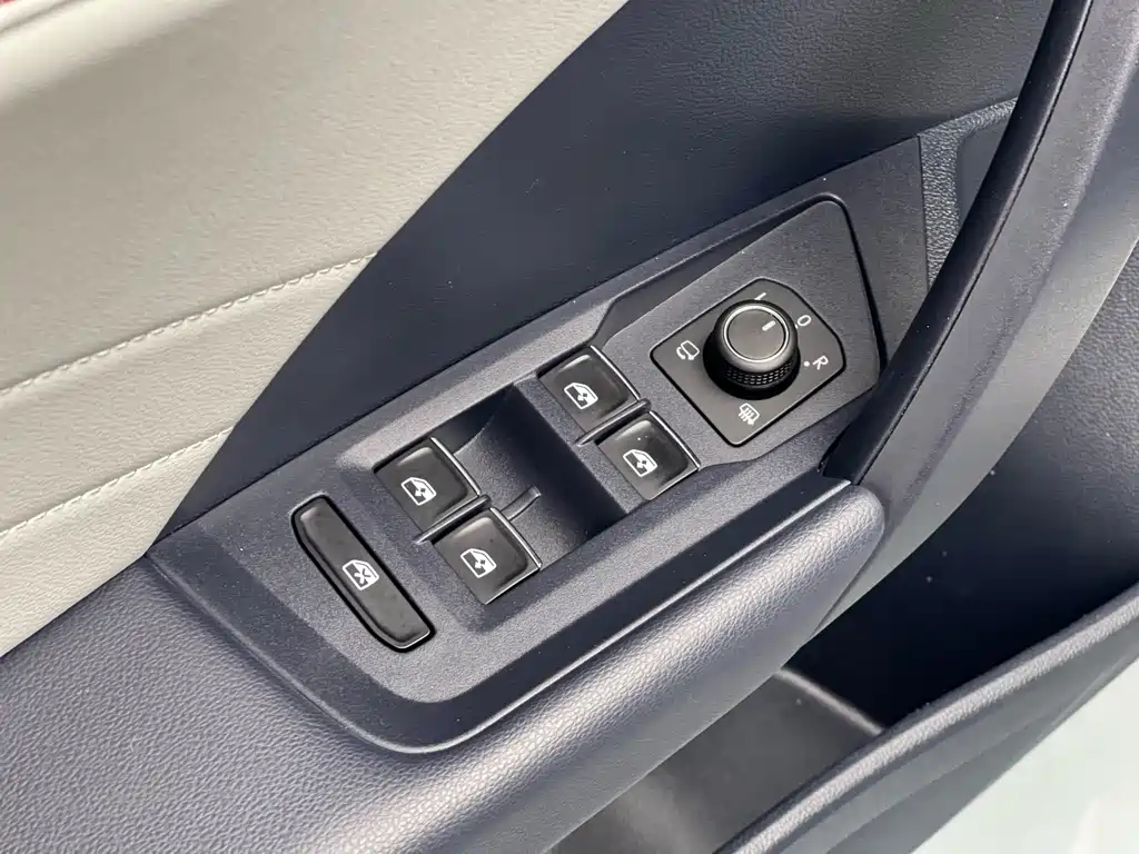Volkswagen Tayron 2023 300TSI FWD Yuezun Edition