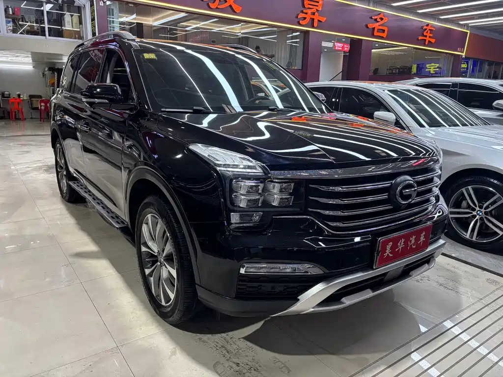 GAC Trumpchi GS8 2017 320T 2WD Luxury Smart Connect Edition (7-Seater)