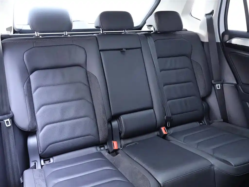 Tayron 2020 330TSI 2WD Luxury Smart Connect