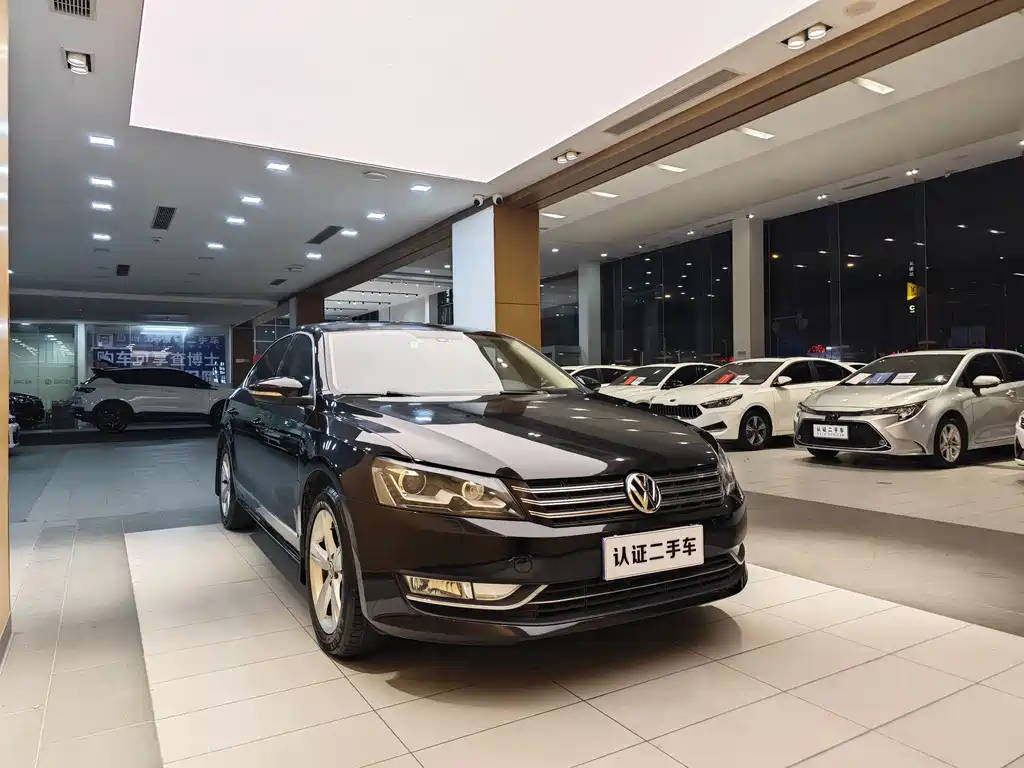 Volkswagen Passat 2015 1.8TSI DSG Yuzun Edition