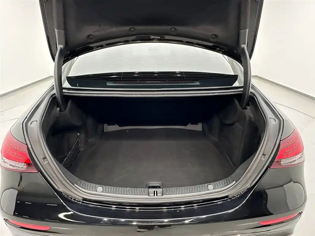 Mercedes-Benz E-Class 2023 Facelift E 300 L Sport Luxury