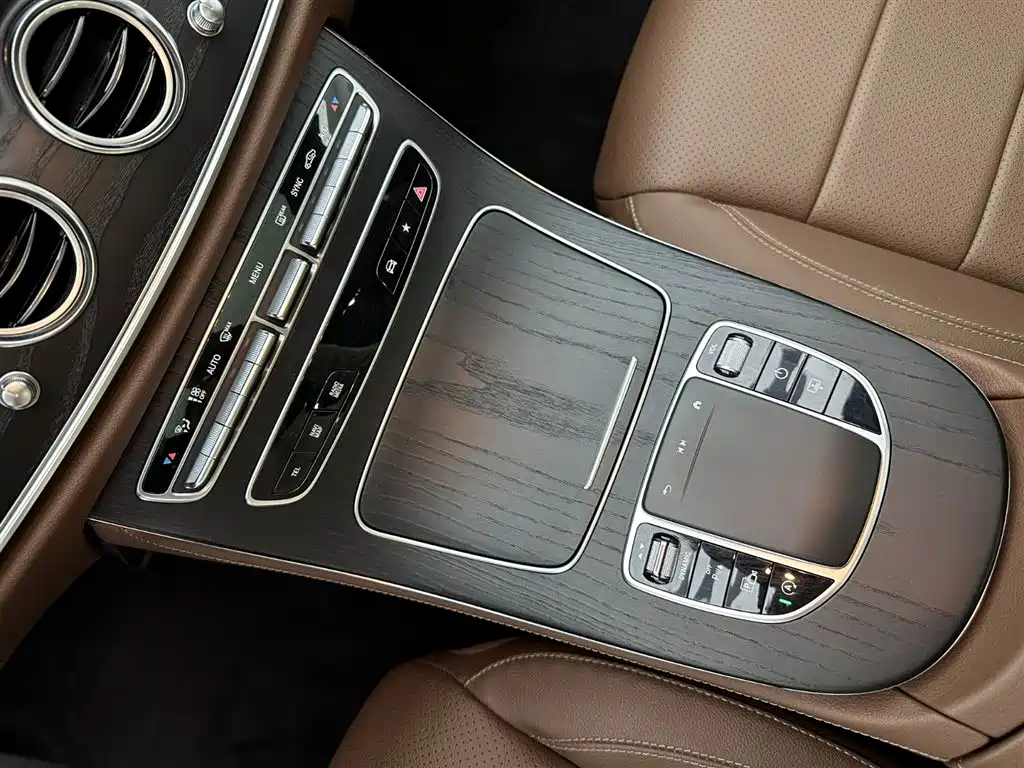 Mercedes-Benz E-Class 2023 Facelift E 300 L Sport Luxury