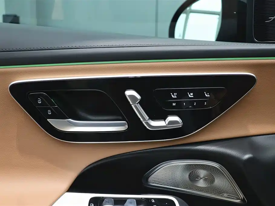 Mercedes-Benz E-Class 2024 E 300 Fashion Sport Edition