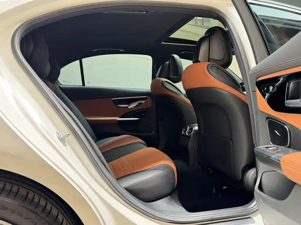 Mercedes-Benz C-Class 2023 C 200 L Sport Edition
