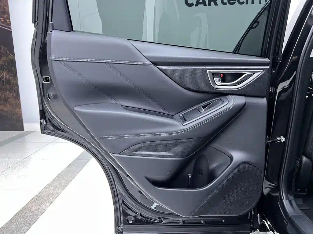 Subaru Forester 2021 2.0i Luxury Edition EyeSight