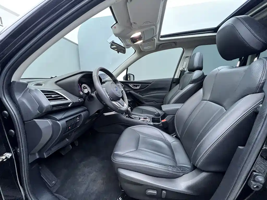 Subaru Forester 2021 2.0i Luxury Edition EyeSight