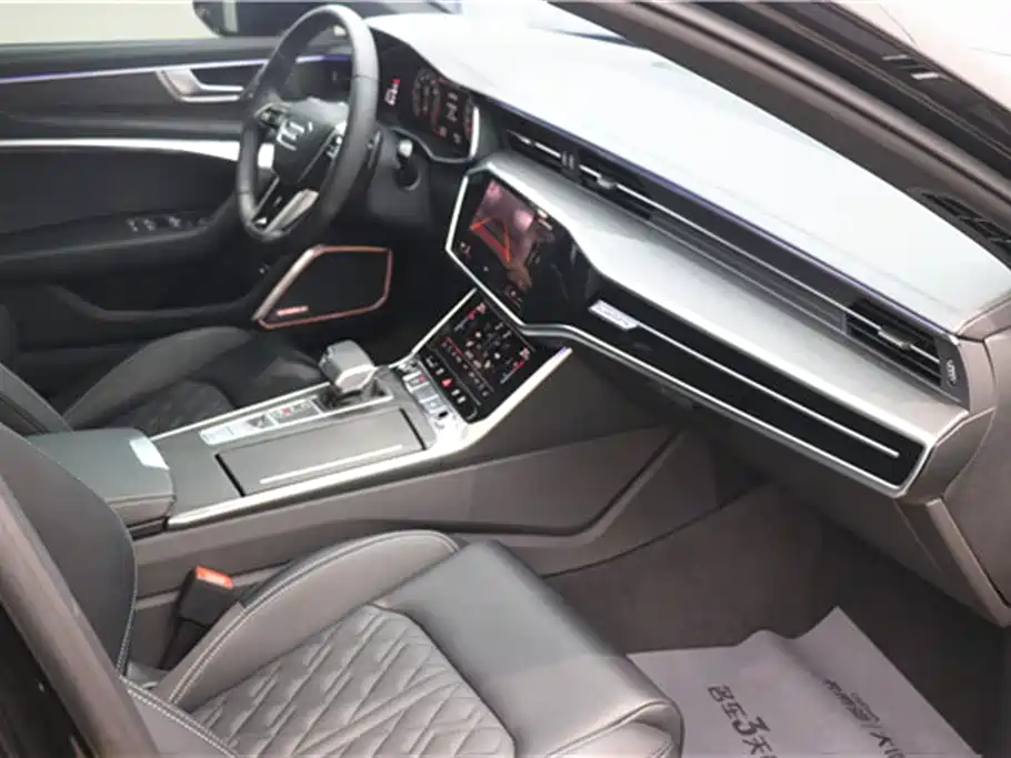 Audi A6L 2025 45 TFSI quattro