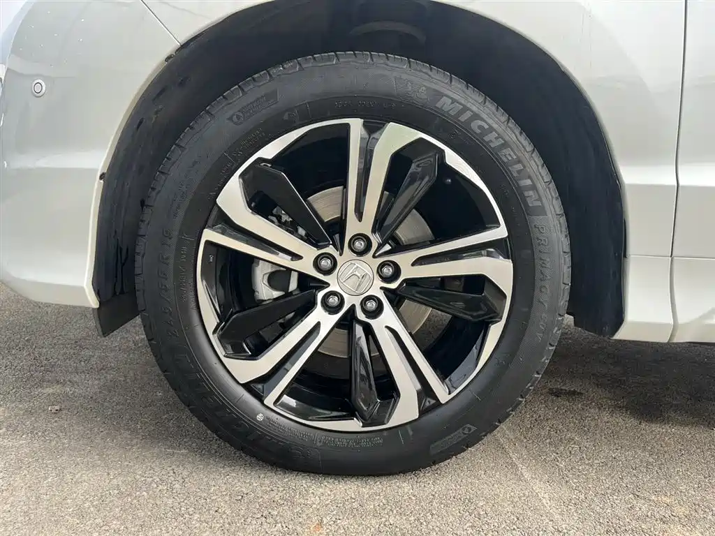 Honda UR-V 2017 370TURBO FWD Prestige Edition China V
