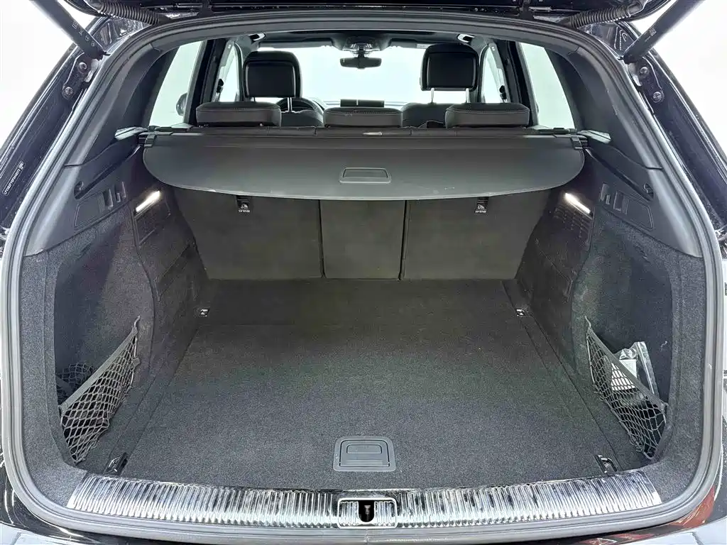 Audi Q5L 2024 40 TFSI Sport