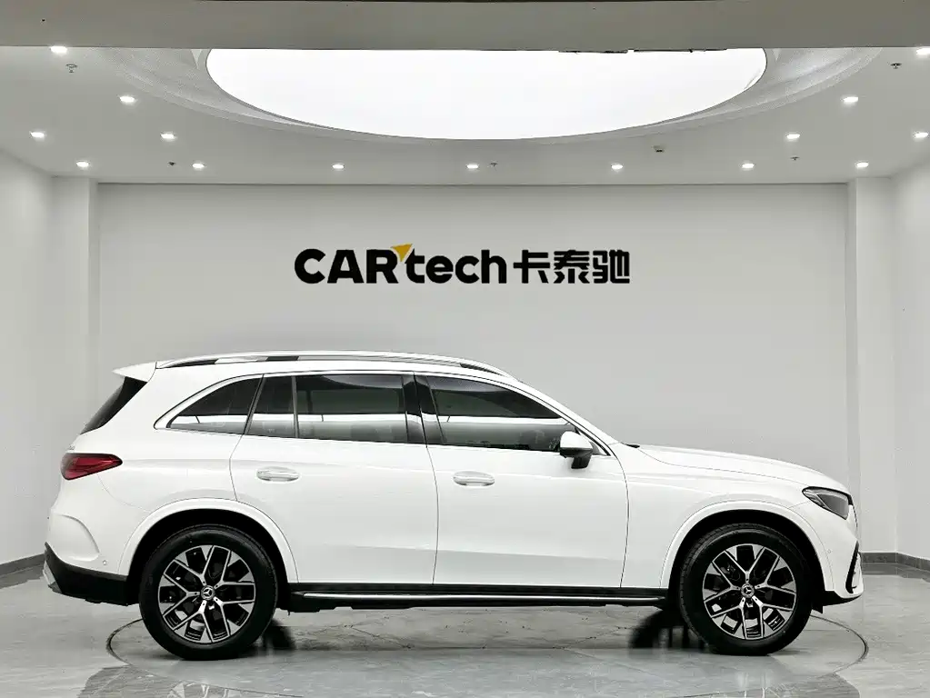 Mercedes-Benz GLC 260 L 4MATIC Luxury 5-seater