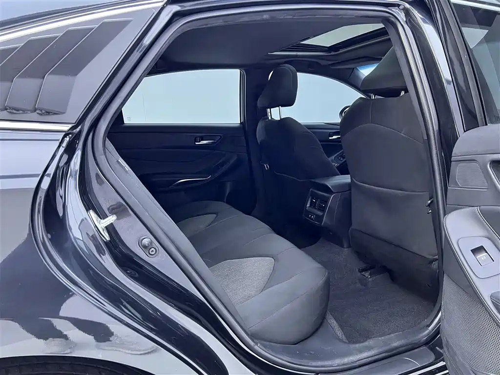 Toyota Avalon 2019 2.0L Entry Edition China VI