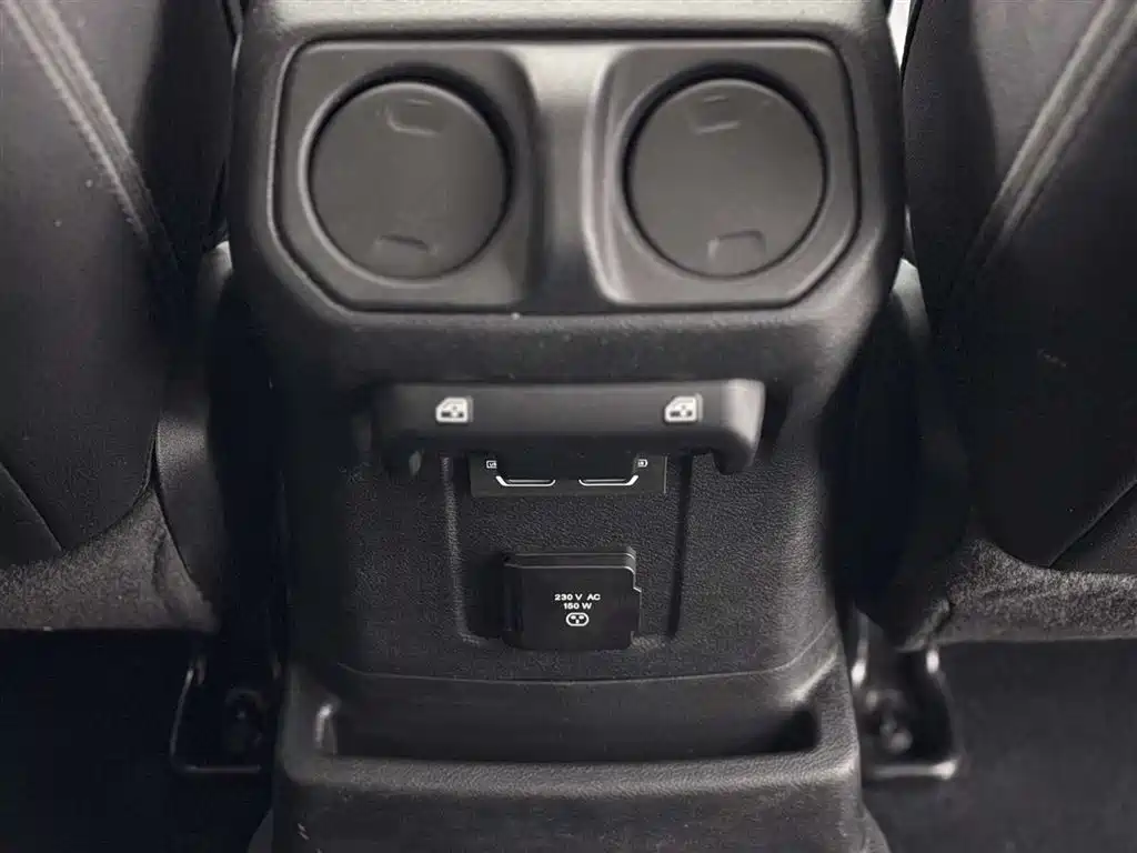Jeep Wrangler 2022 2.0T High Altitude Four-Door Edition