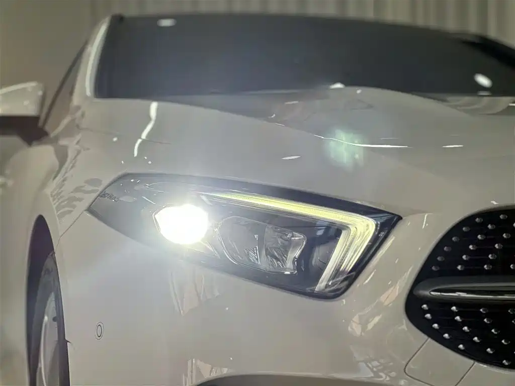 Mercedes-Benz A-Class 2019 A 200 L Sport Sedan