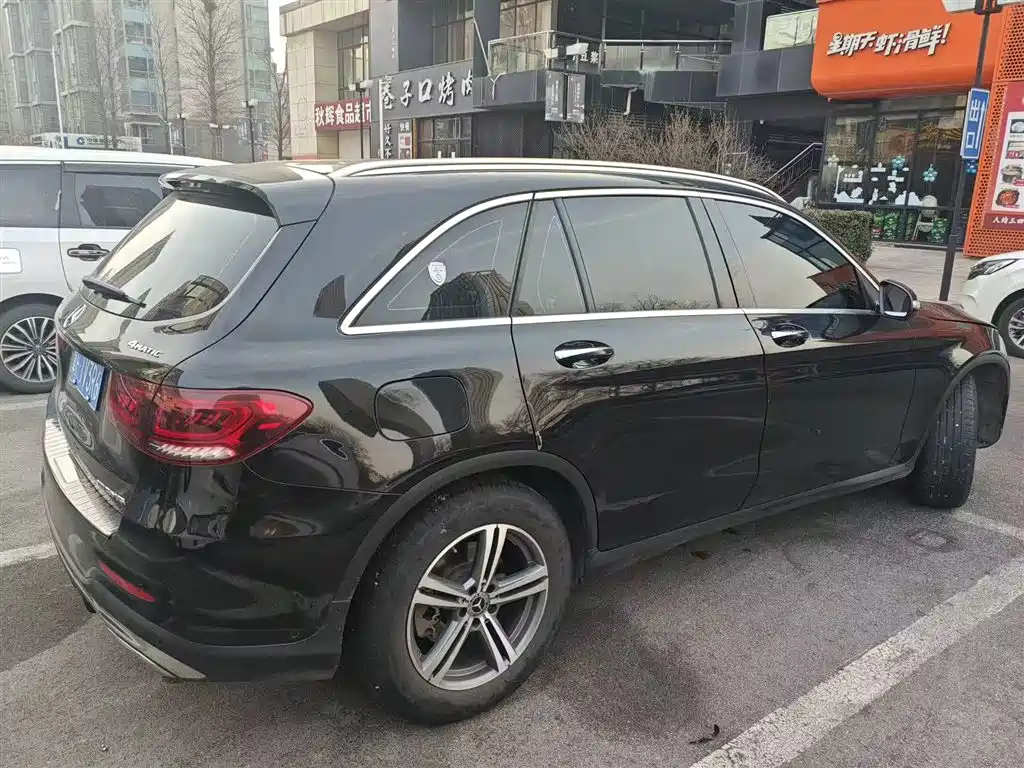 Mercedes-Benz GLC 260 L 4MATIC Luxury