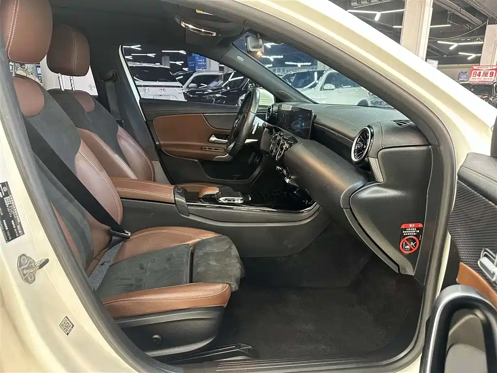 Mercedes-Benz A-Class 2019 A 200 L Sport Sedan