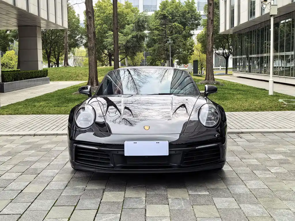 Porsche 911 Targa 4 3.0T