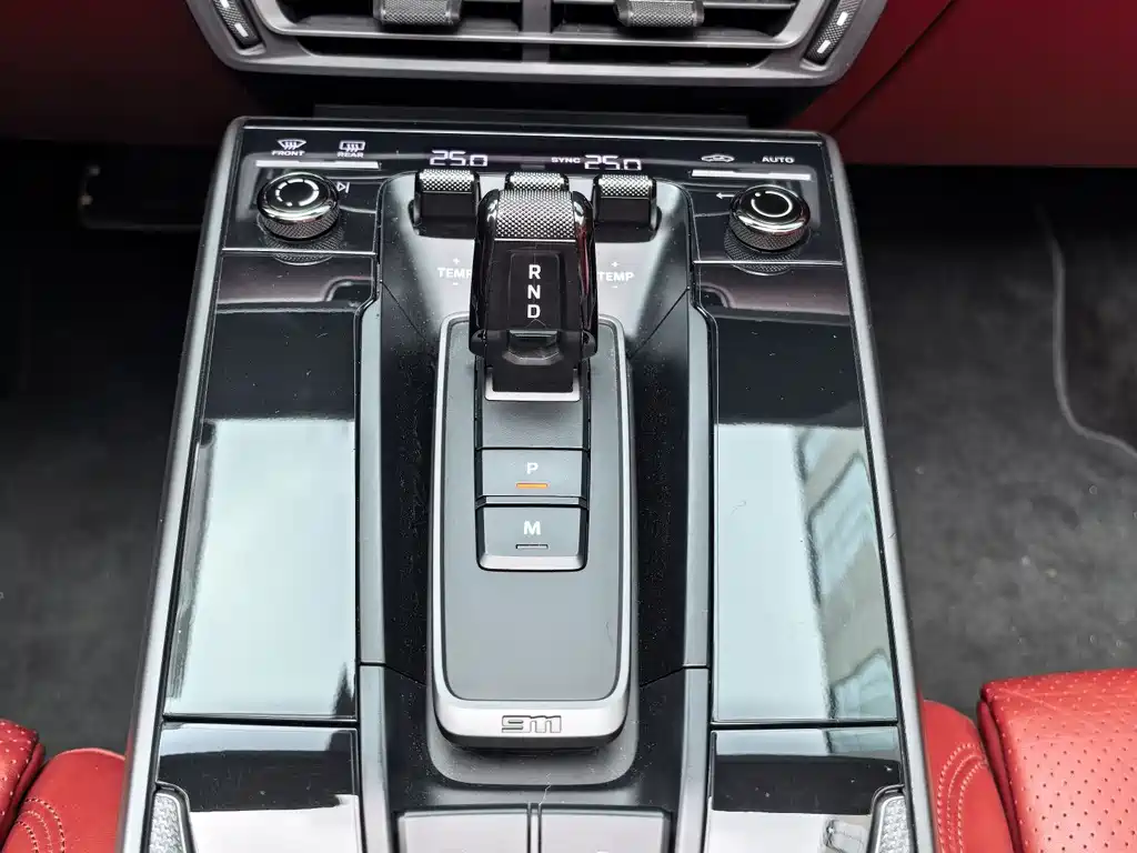 Porsche 911 Targa 4 3.0T