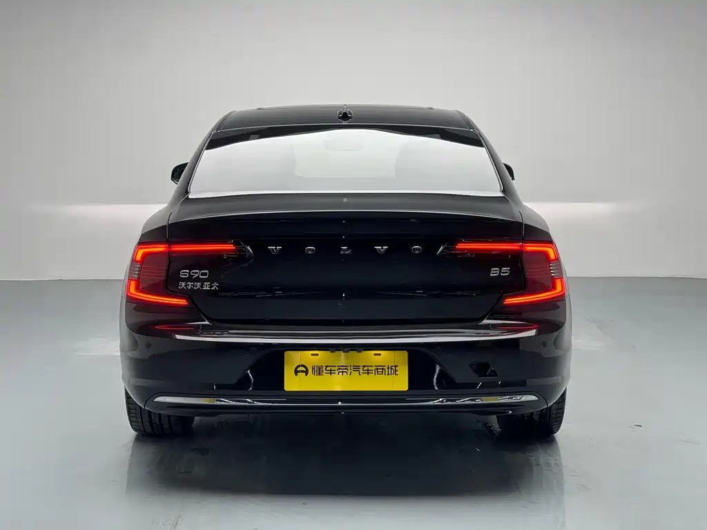 Volvo S90 2025 B5 Inscription