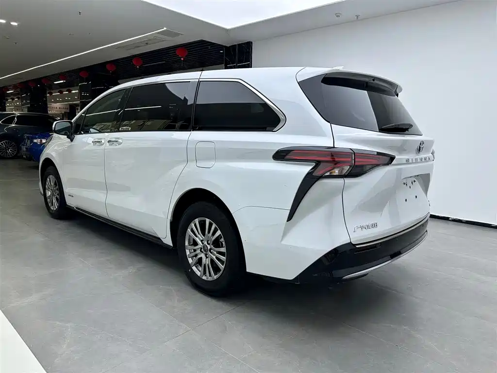 Sienna 2021 2.5L Hybrid Luxury Edition