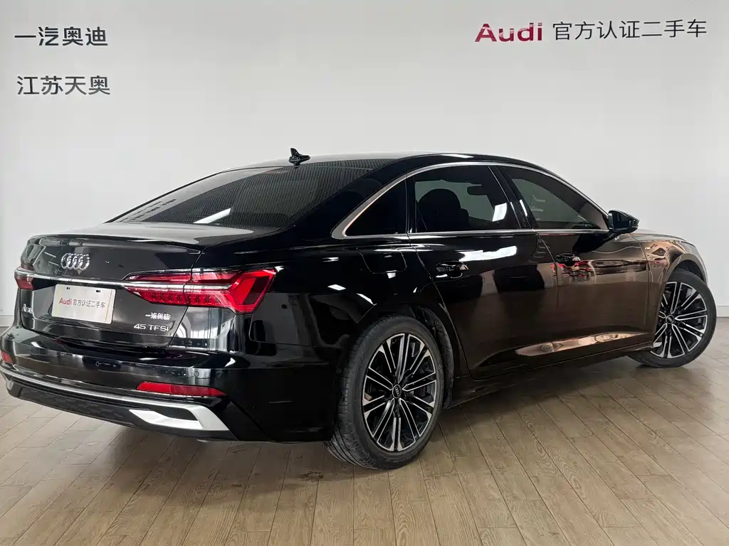 Audi A6L 2023 45 TFSI quattro S line