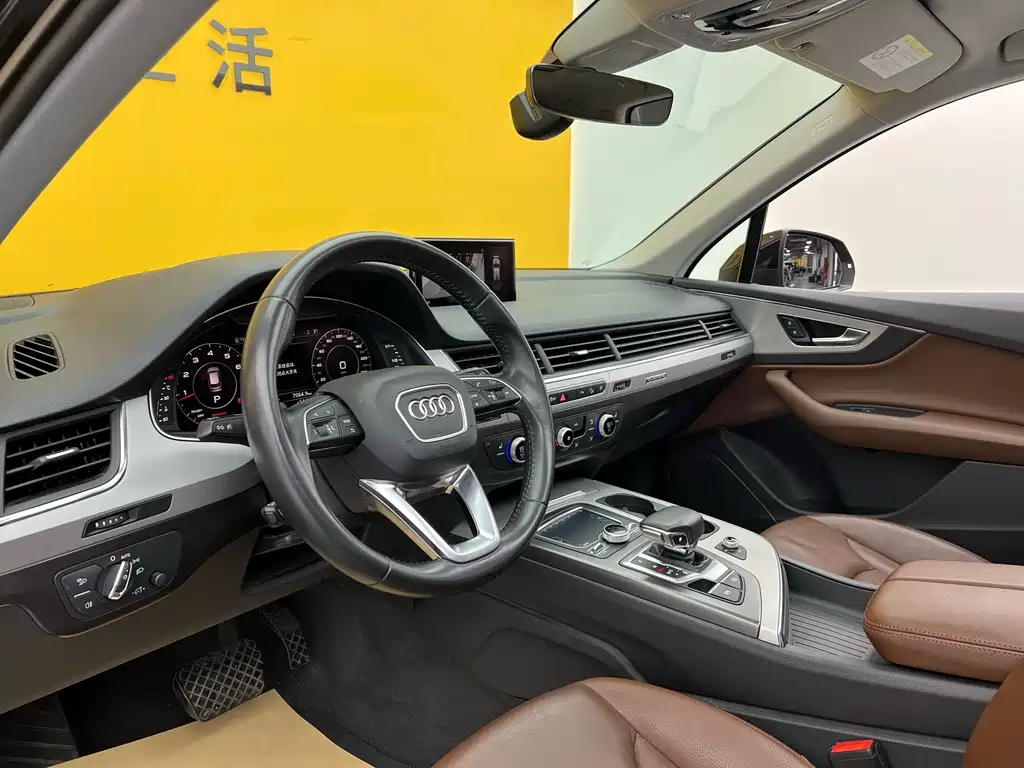 Audi Q7 2019 45 TFSI Comfort