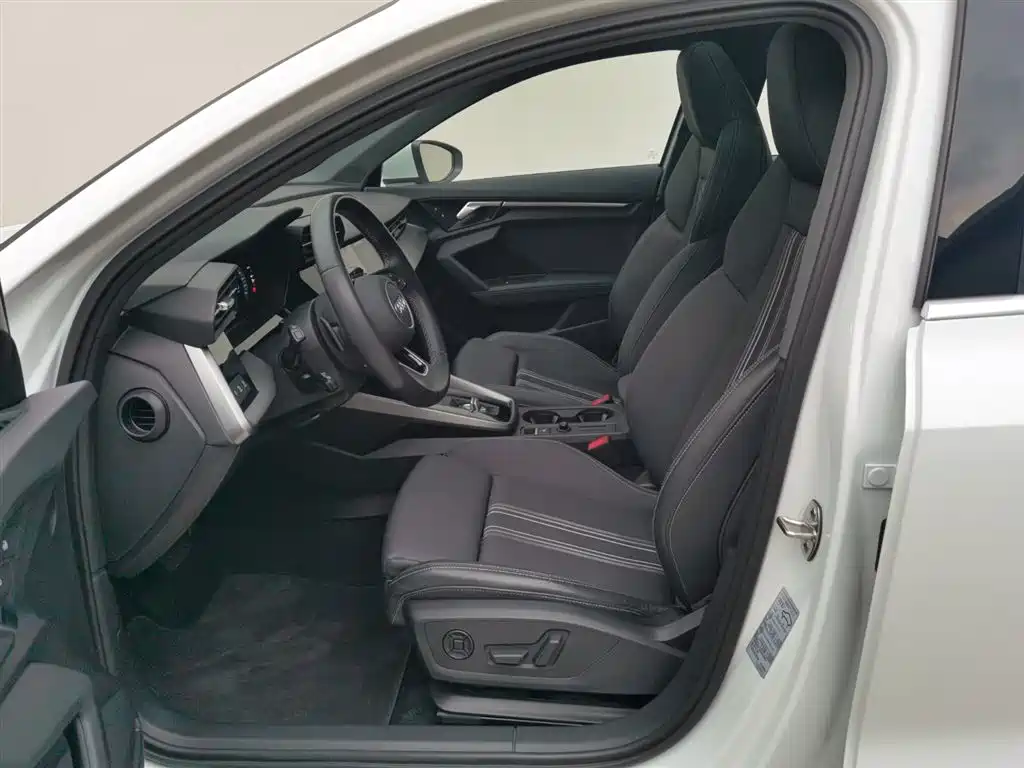 Audi A3 2023 Sportback 35 TFSI Fashion Sport