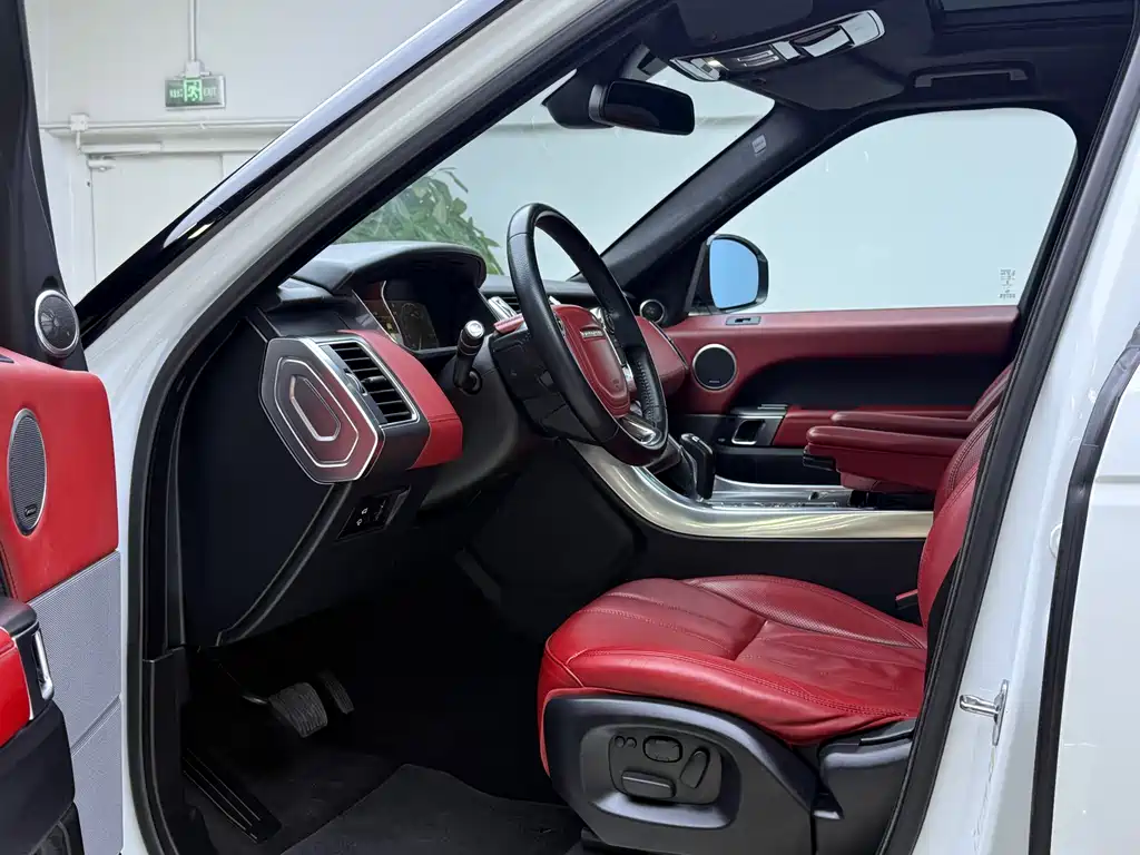 Range Rover Sport 2015 3.0 SC V6 HSE DYNAMIC